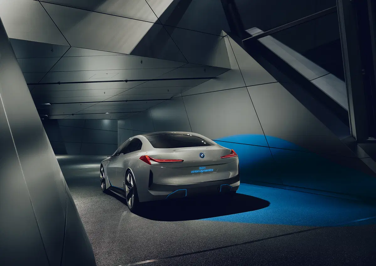 BMW i Vision Dynamics al Salone di Francoforte 2017 (6)
