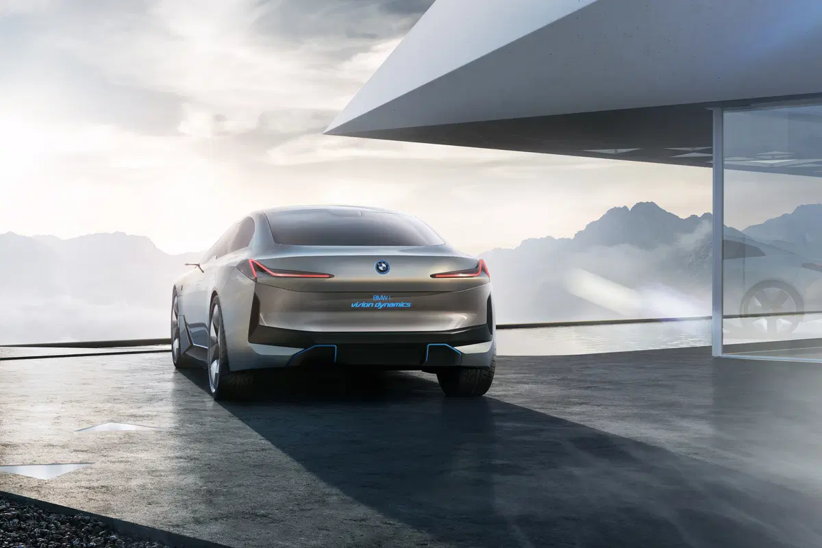 BMW i Vision Dynamics al Salone di Francoforte 2017 (7)