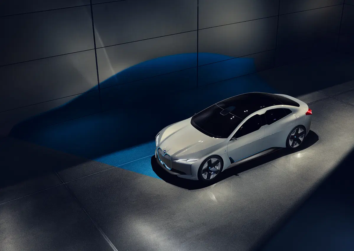 BMW i Vision Dynamics al Salone di Francoforte 2017 (8)