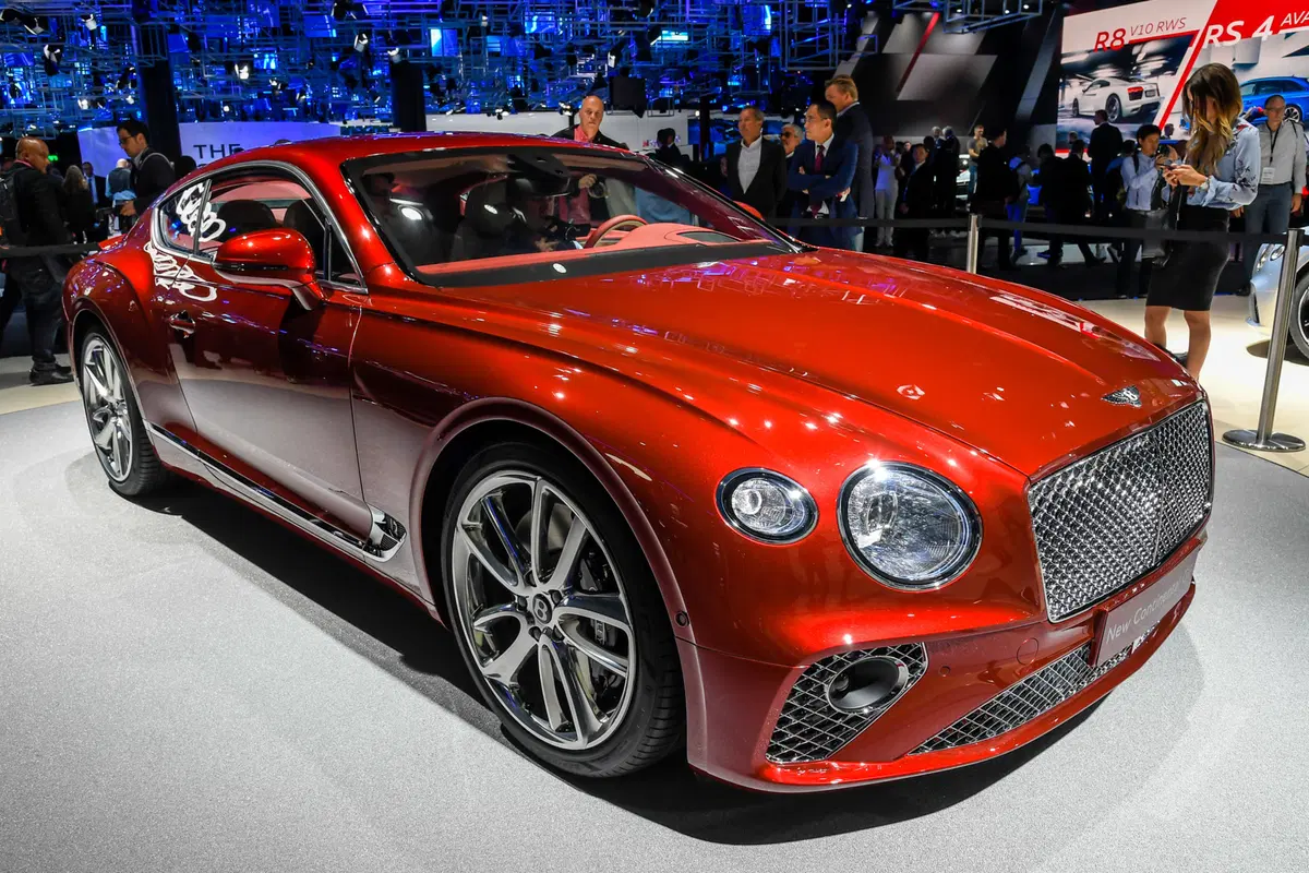 Bentley Continental GT, debutto al Salone di Francoforte 2017 [Video] (10)
