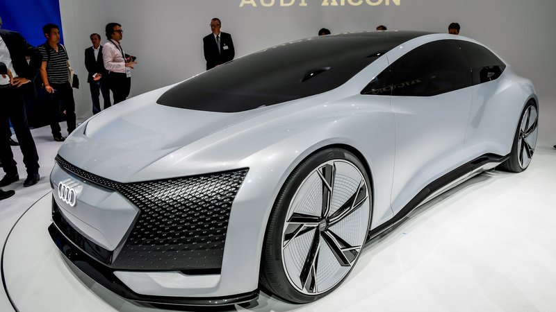 Audi Aicon concept car: il futuro premium dei quattro anelli al Salone di Francoforte 2017 [Video]