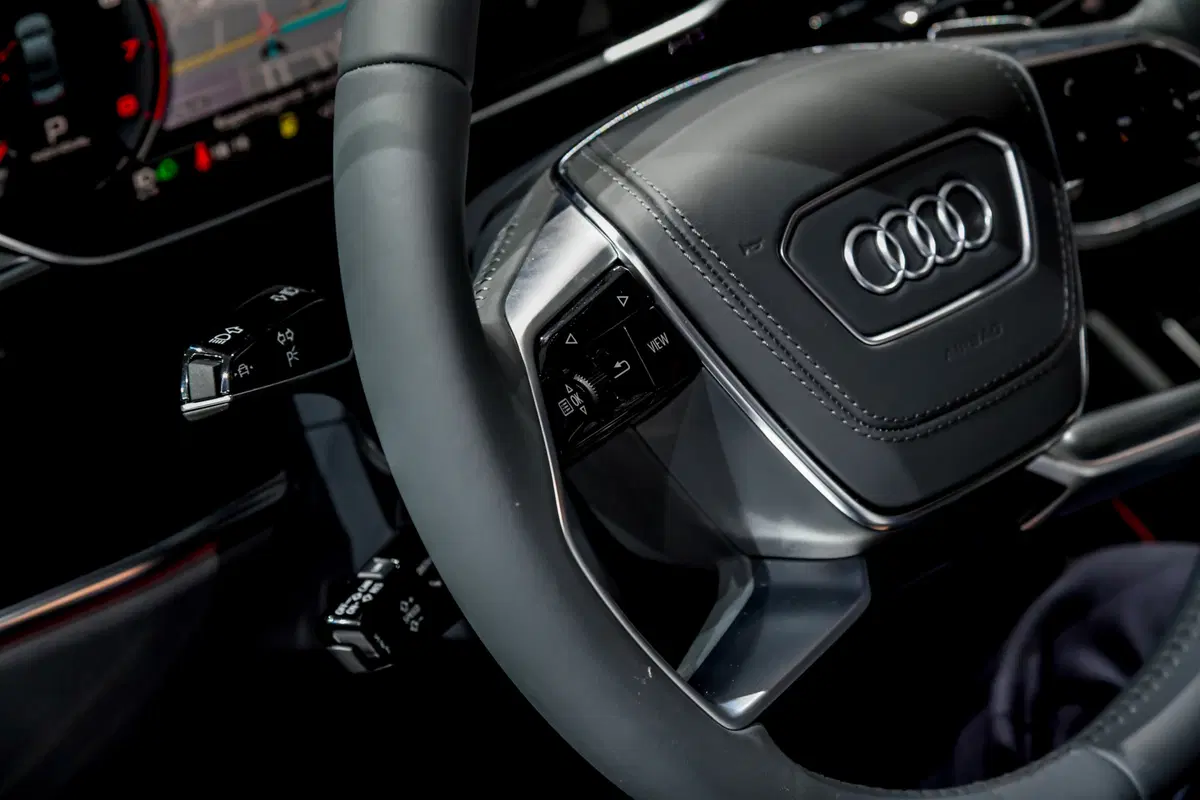 Audi A8 al Salone di Francoforte 2017 (5)