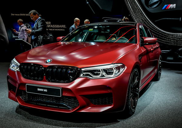 La nuova BMW M5 al Salone di Francoforte 2017 [Video]