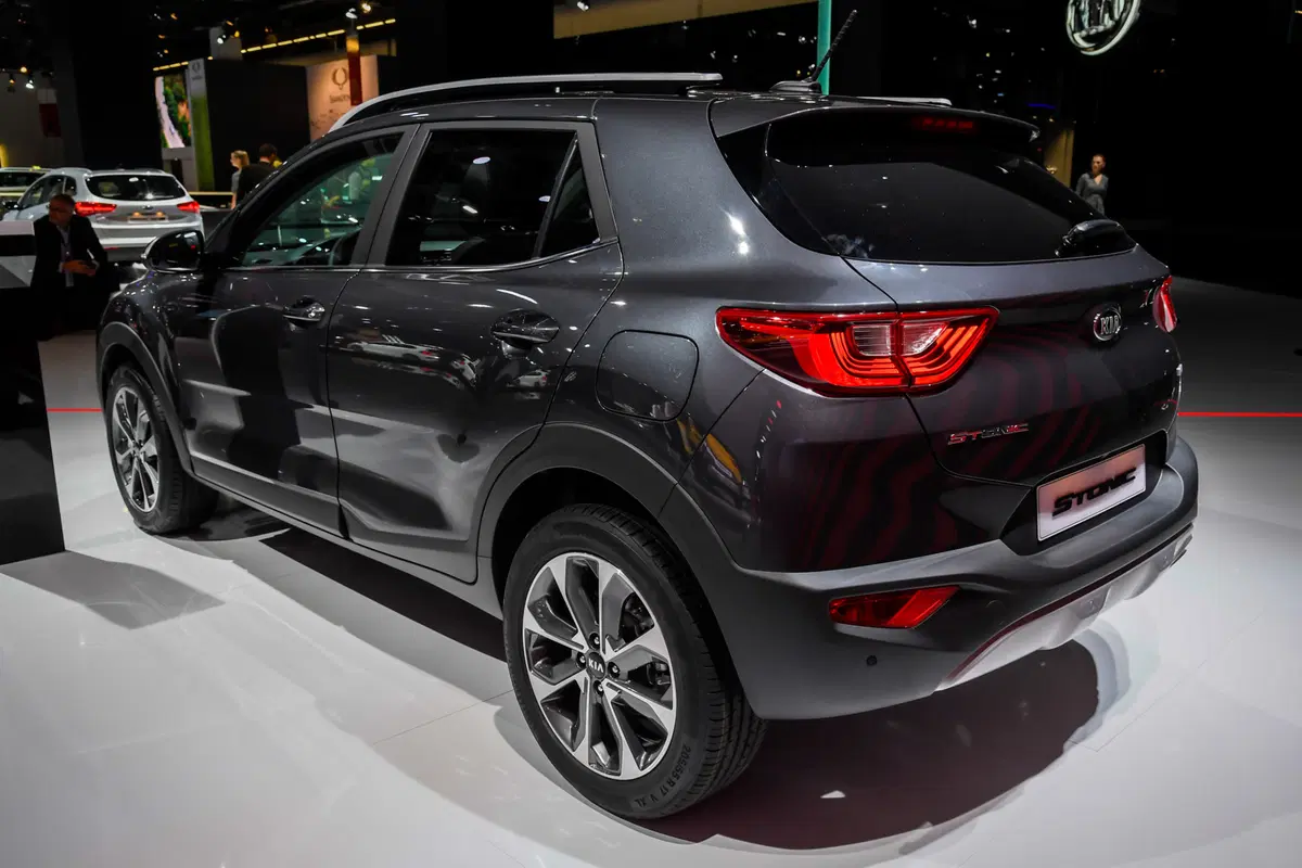 Kia Proceed, rivelato il Concept per Francoforte  (12)