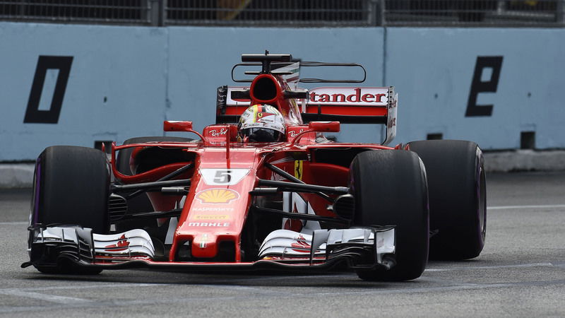 F1, GP Singapore 2017: il cambio di casco di Vettel e le altre news