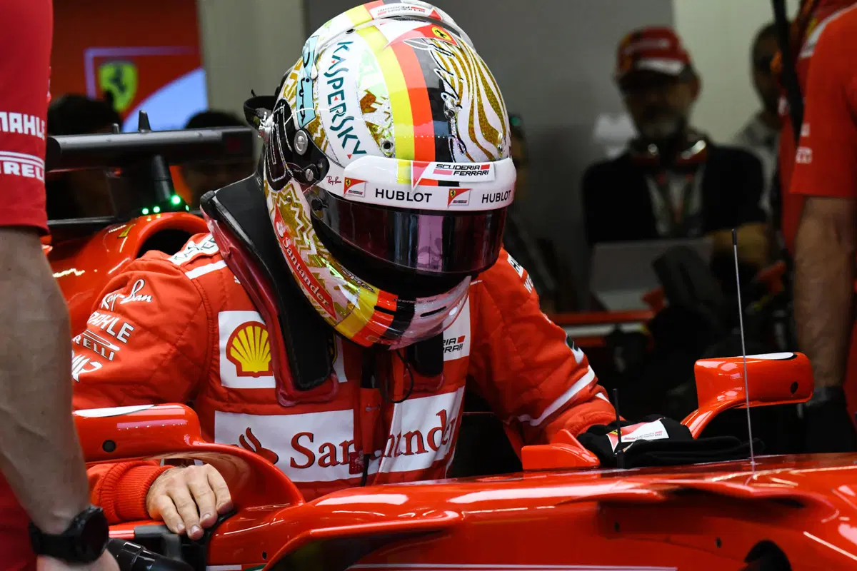 F1, GP Singapore 2017: pole per Vettel (8)