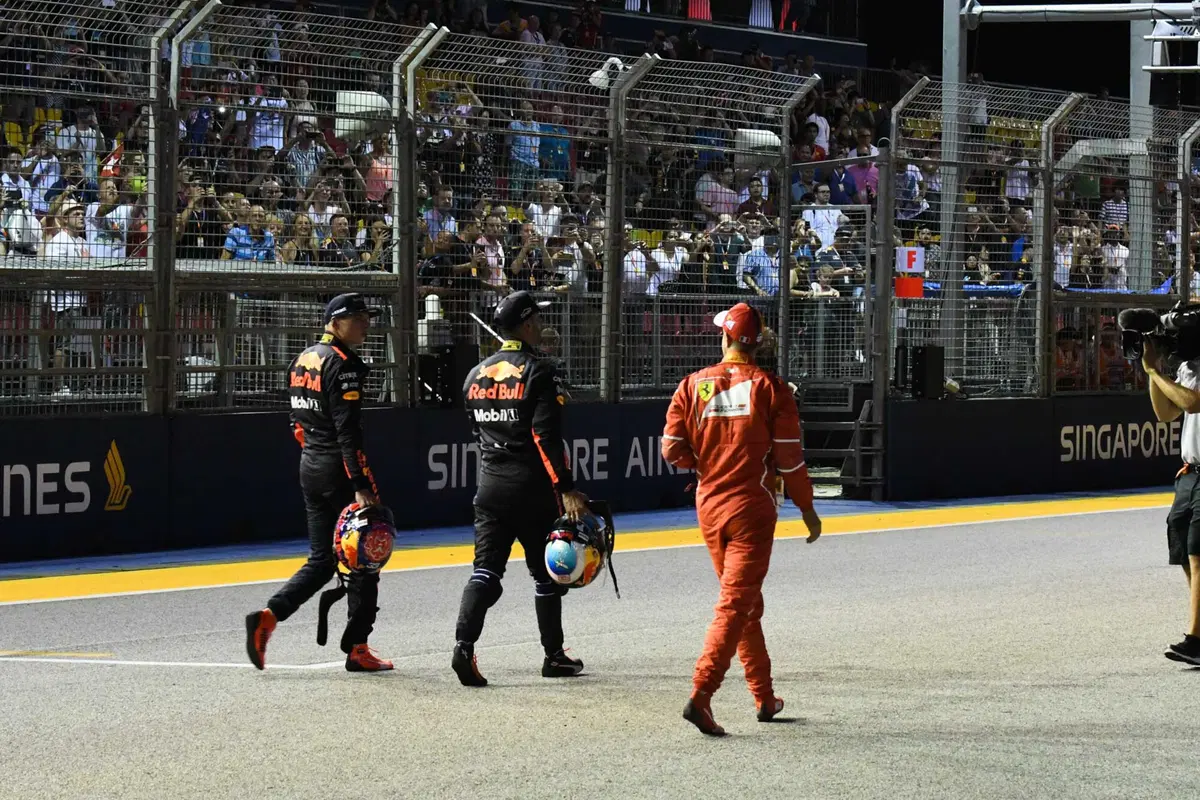 F1, GP Singapore 2017: pole per Vettel (23)