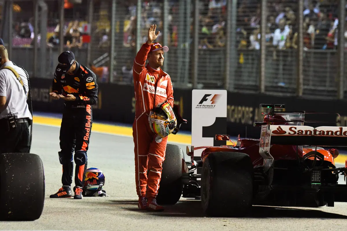 F1, GP Singapore 2017: pole per Vettel (18)