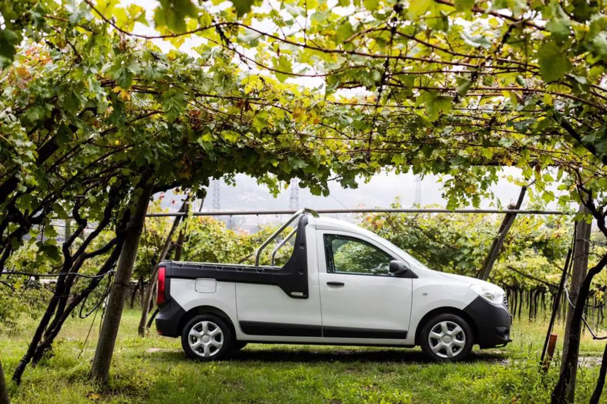 Nuovo Dacia Dokker Pick-Up: debutto alla Fisherman Strongmanrun