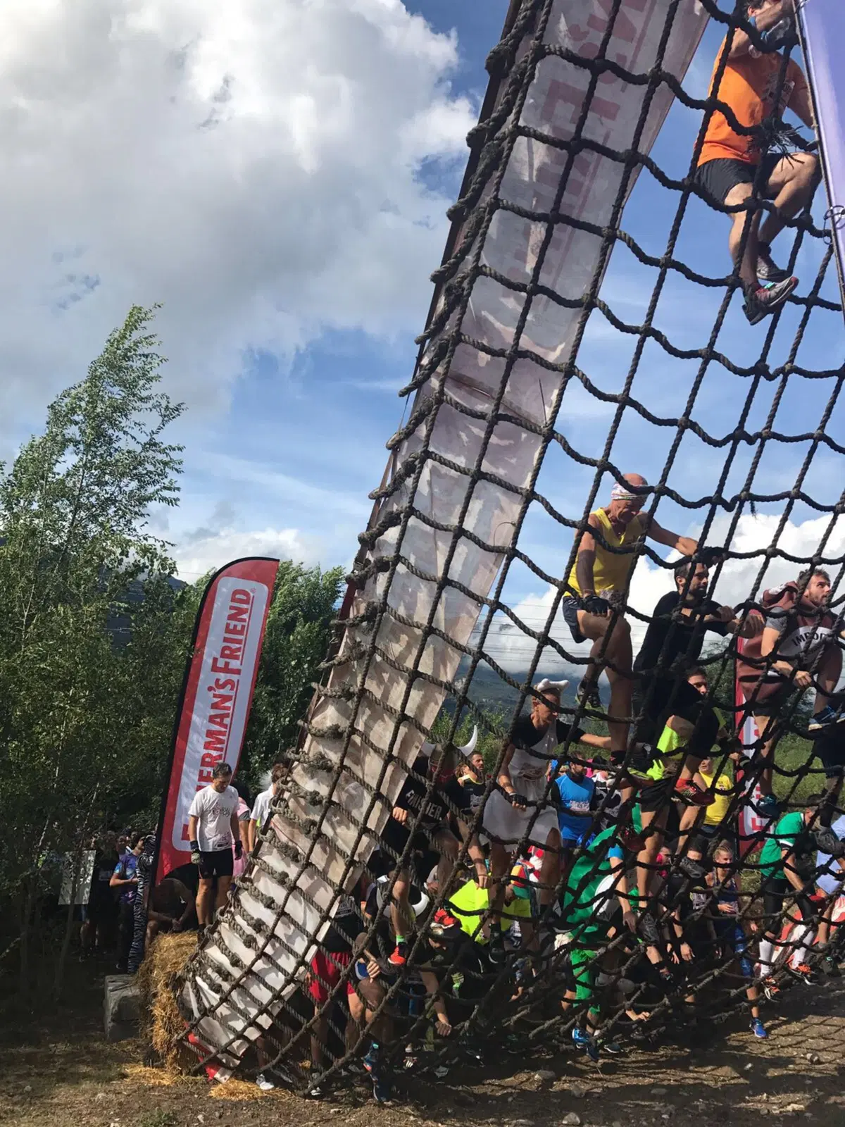 Nuovo Dacia Dokker Pick-Up: debutto alla StrongmanRun  (7)
