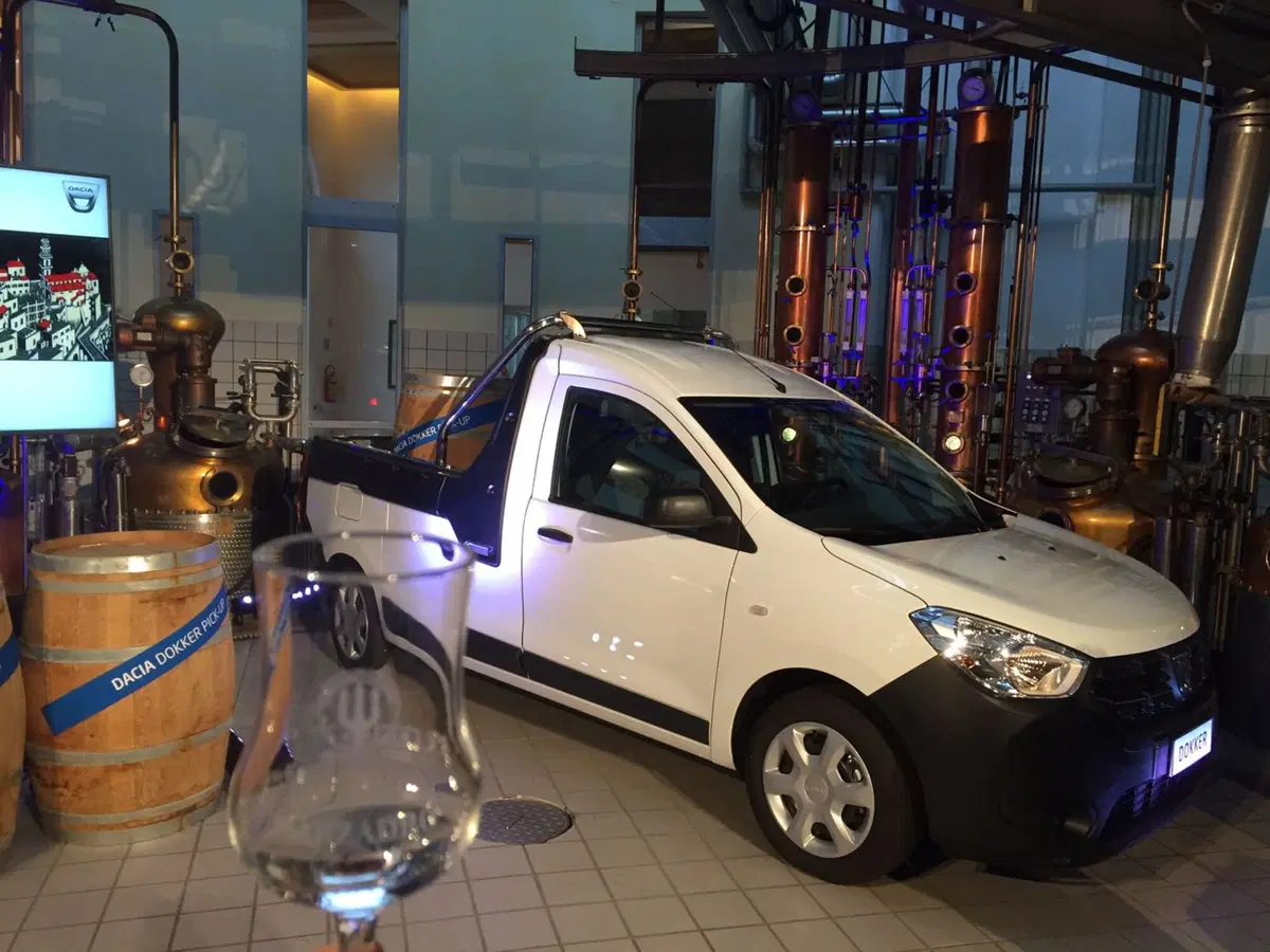 Nuovo Dacia Dokker Pick-Up: debutto alla StrongmanRun  (10)