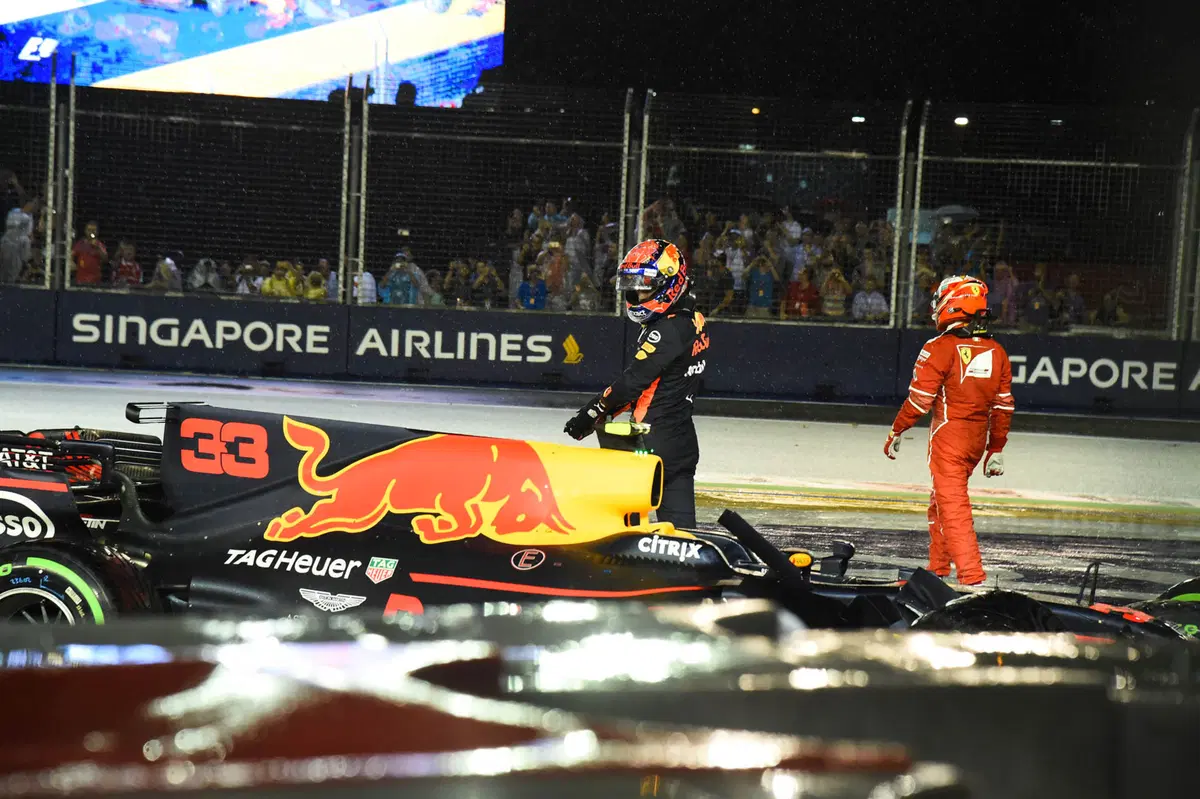 F1, GP Singapore 2017: vince Hamilton (17)