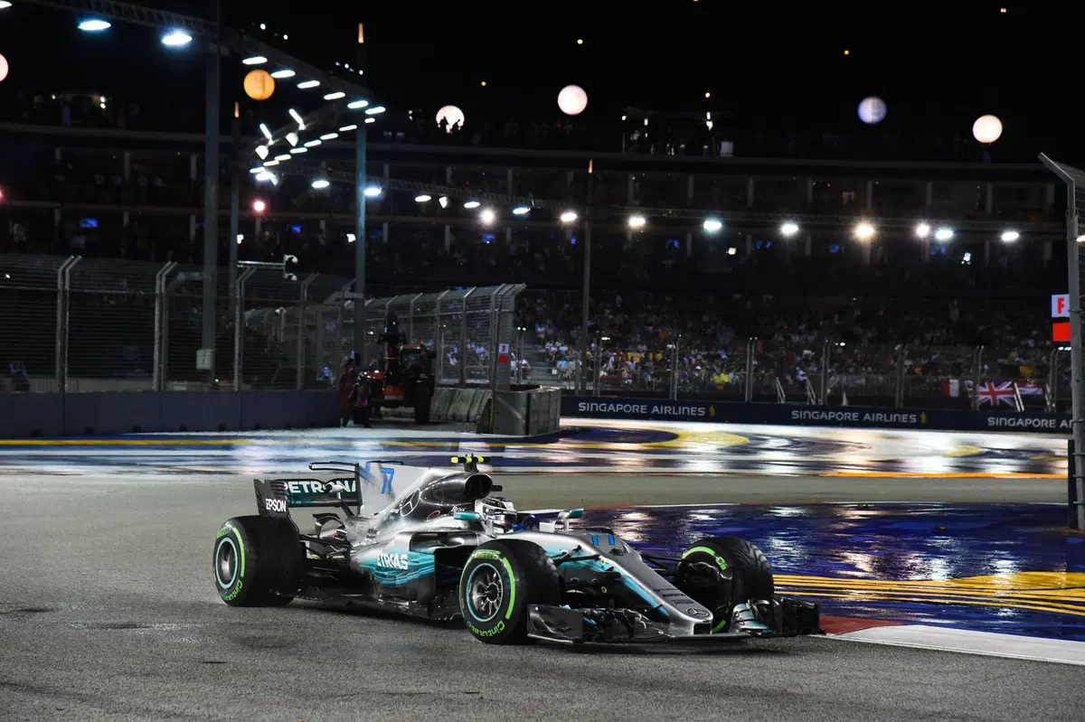 F1, GP Singapore 2017: vince Hamilton (24)