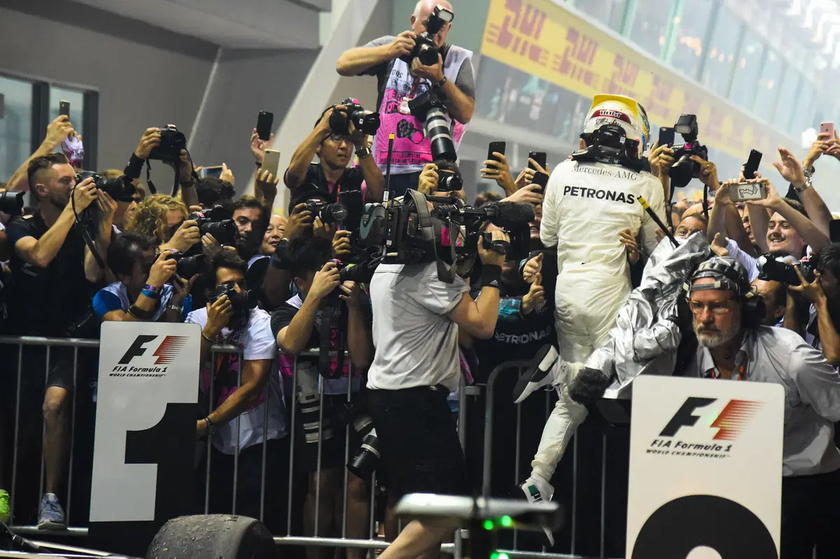 F1, GP Singapore 2017: vince Hamilton (25)