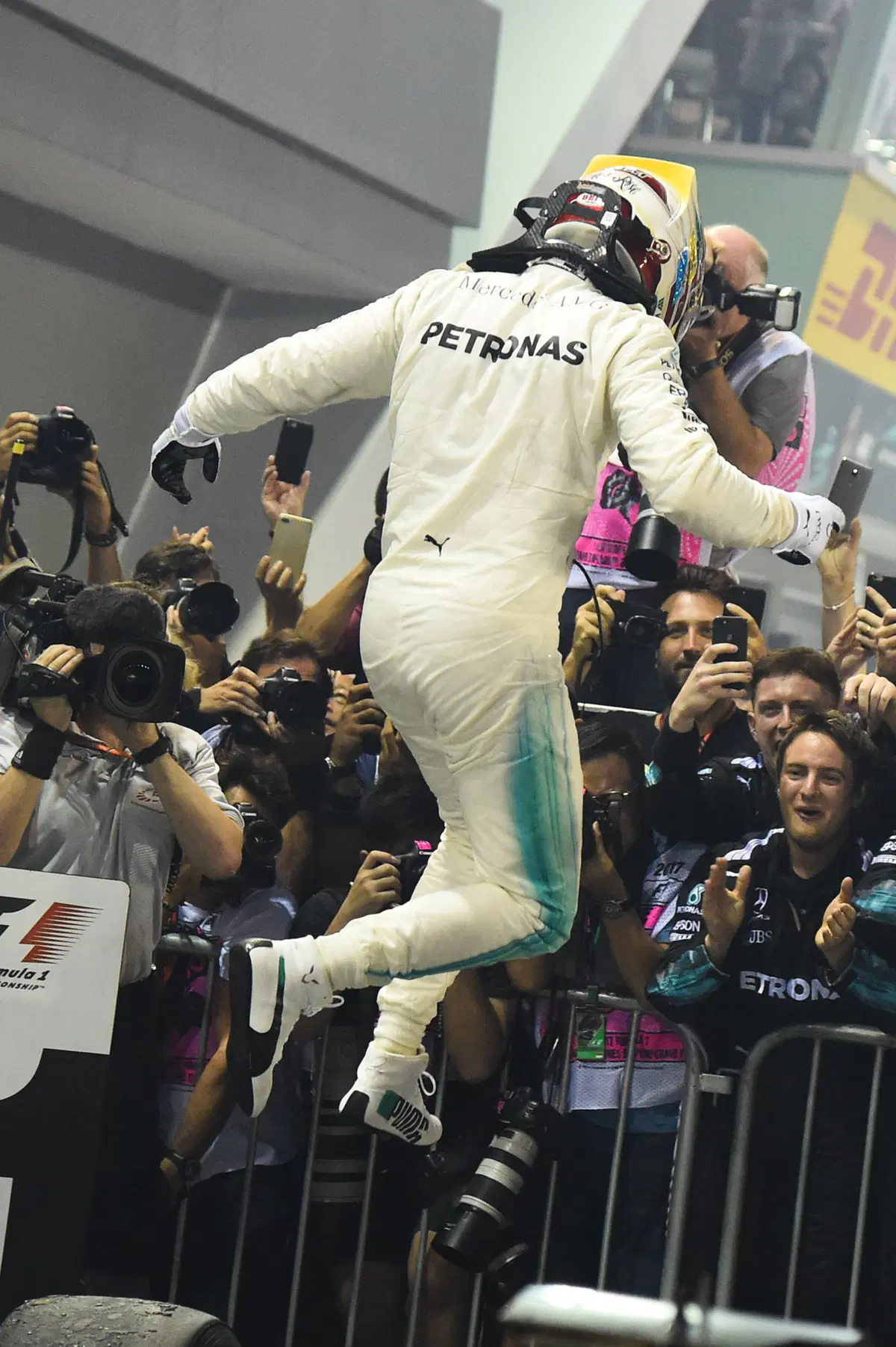 F1, GP Singapore 2017: vince Hamilton (26)