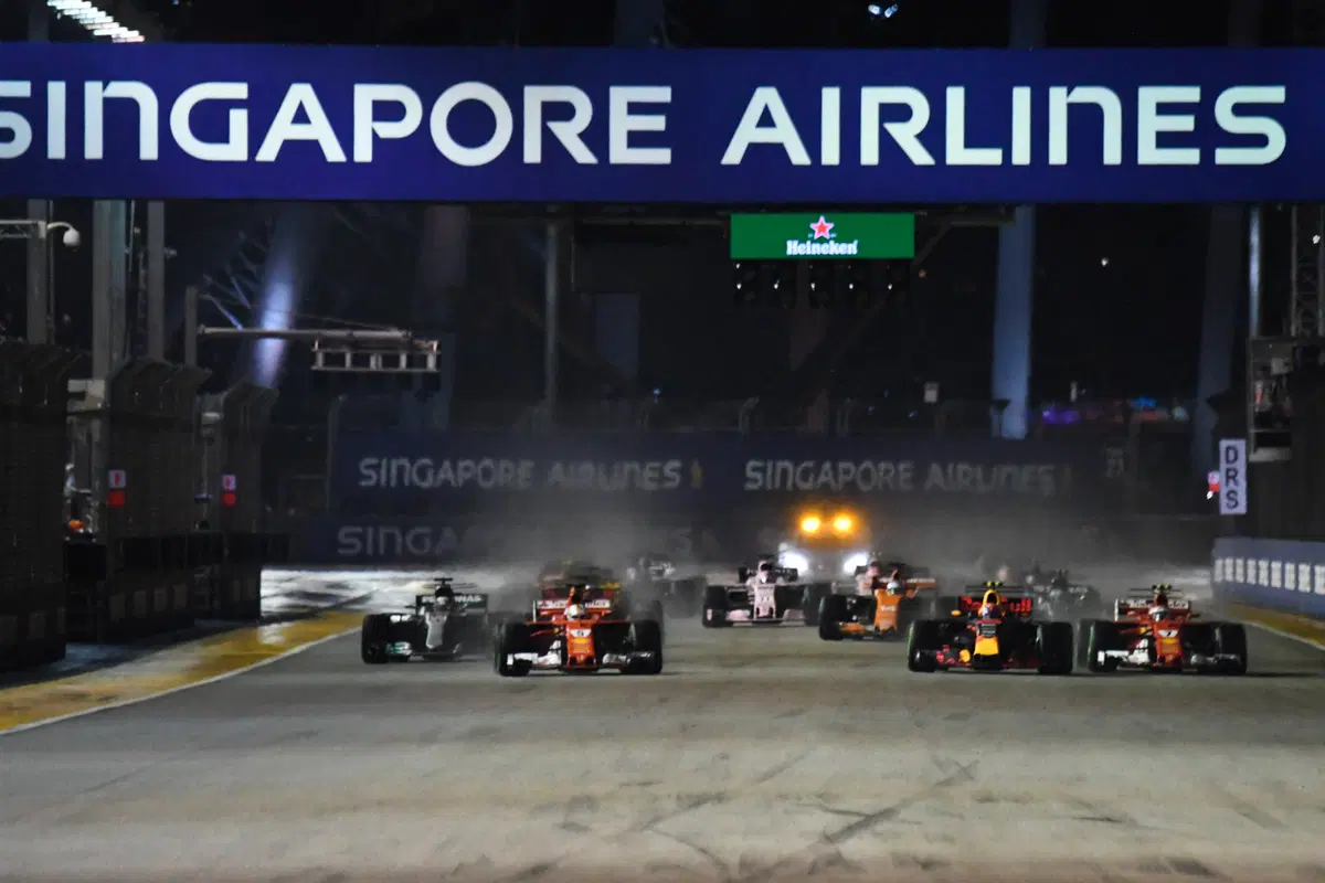 F1, GP Singapore 2017: vince Hamilton (29)