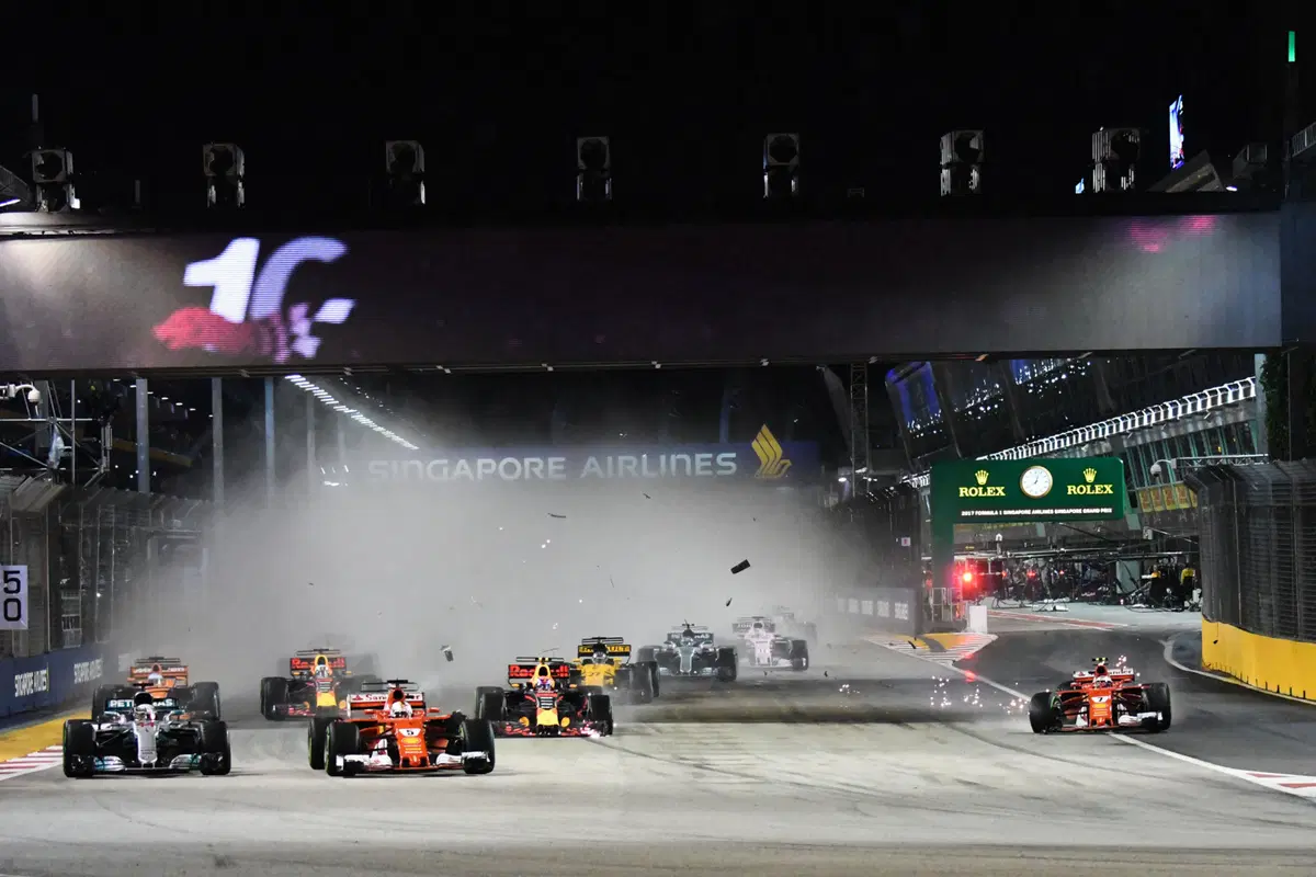 F1, GP Singapore 2017: vince Hamilton (42)