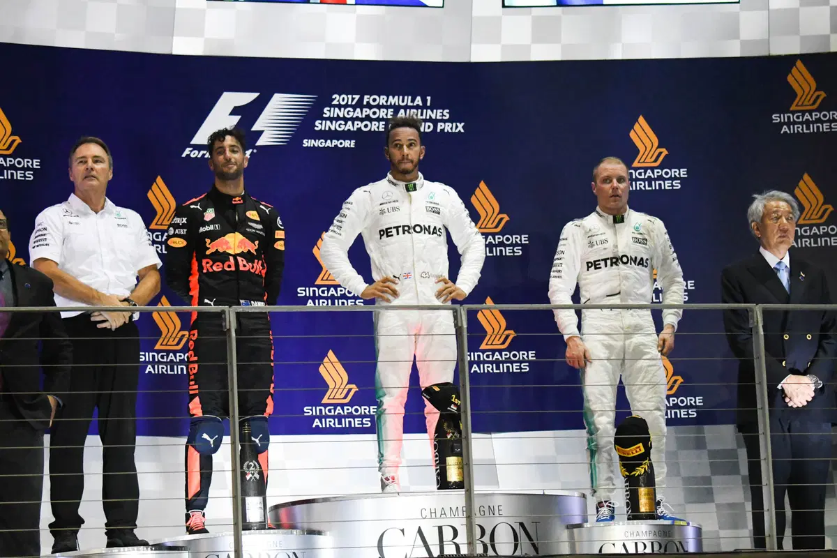 F1, GP Singapore 2017: vince Hamilton (55)