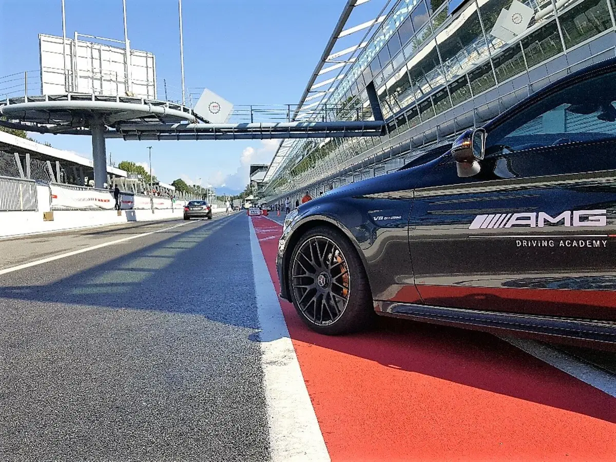 Performance Day Anniversary 50: AMG in pista Monza, per tutti (3)