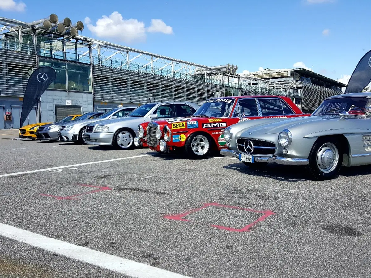 Performance Day Anniversary 50: AMG in pista Monza, per tutti (11)