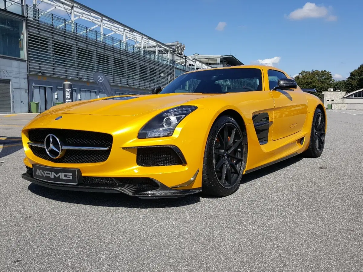 Performance Day Anniversary 50: AMG in pista Monza, per tutti (12)