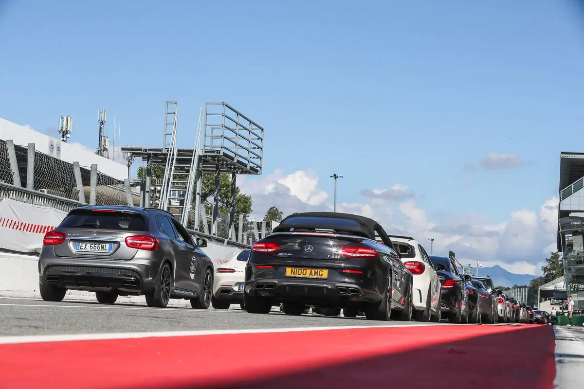 Performance Day Anniversary 50: AMG in pista Monza, per tutti (7)