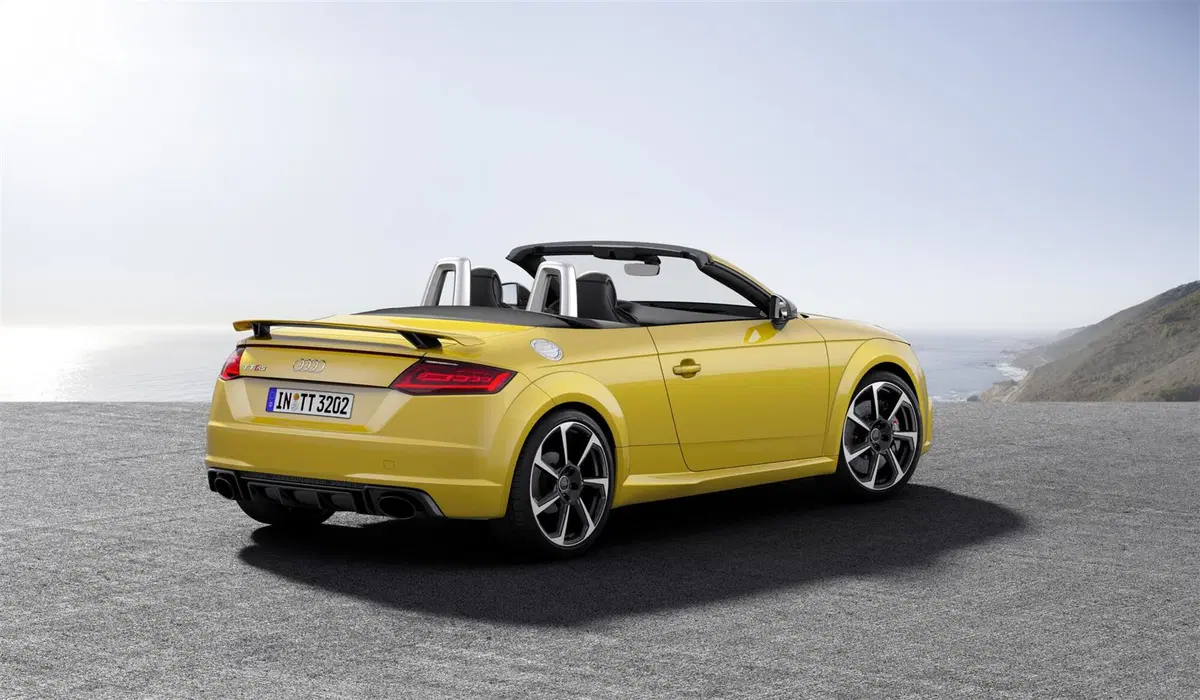 Audi TT RS Roadster, ecco quanto costa (2)