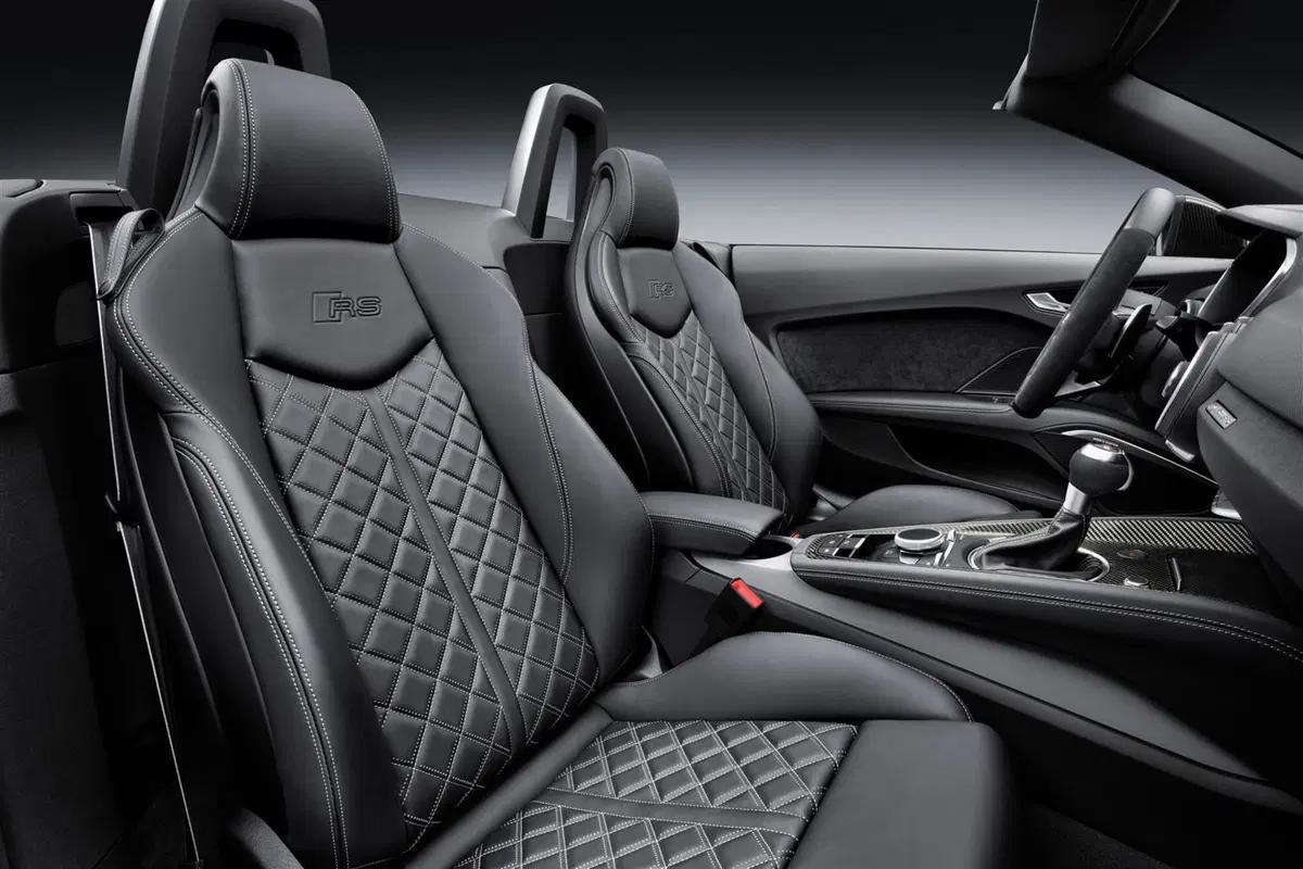 Audi TT RS Roadster, ecco quanto costa (11)