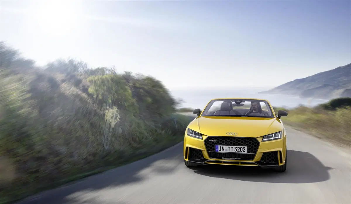 Audi TT RS Roadster, ecco quanto costa (12)