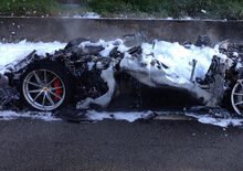 Ferrari F12tdf distrutta dalle fiamme in Germania
