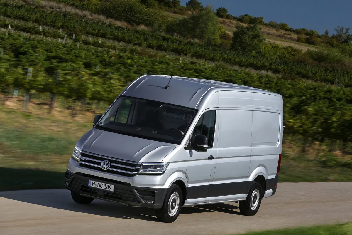 Volkswagen Crafter: arrivano la trazione posteriore e 4MOTION per carichi ancora maggiori (8)