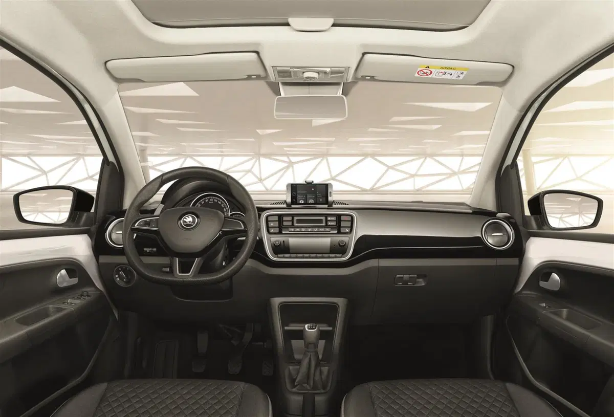 Skoda Citigo Design Edition, city car full optional (3)