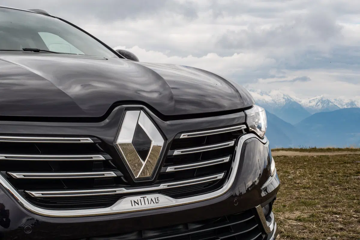Renault, con Initiale Paris la sfida ai grandi è lanciata  (4)