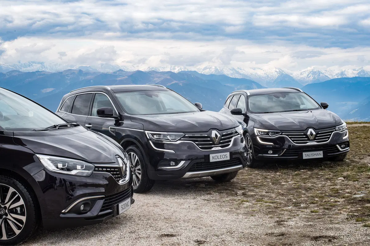 Renault, con Initiale Paris la sfida ai grandi è lanciata  (11)