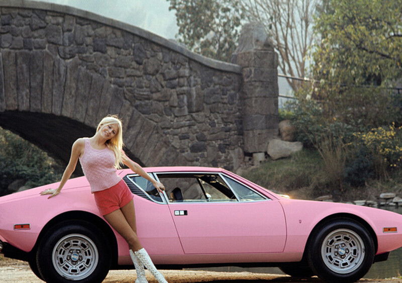 Hugh Hefner e le auto delle &ldquo;Playmate of the Year&rdquo;