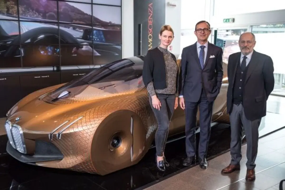 Bmw a BergamoScienza 2017: la Vision Next 100 per la prima volta in Italia (4)
