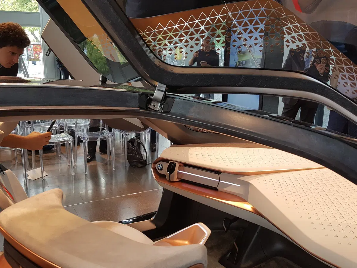 Bmw a BergamoScienza 2017: la Vision Next 100 per la prima volta in Italia (10)