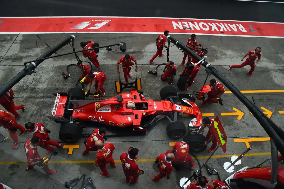 F1, GP Malesia 2017, FP2: Vettel davanti a tutti (21)