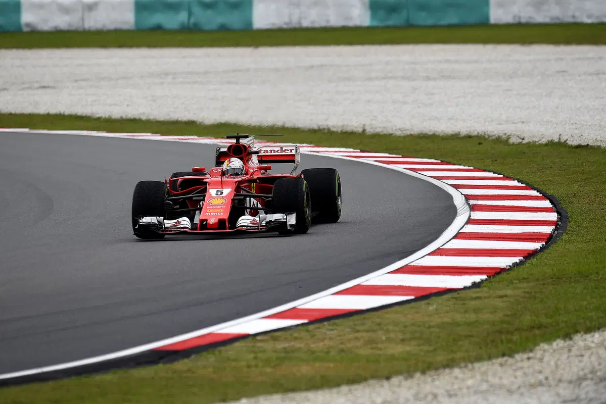 F1, GP Malesia 2017, FP2: Vettel davanti a tutti (23)