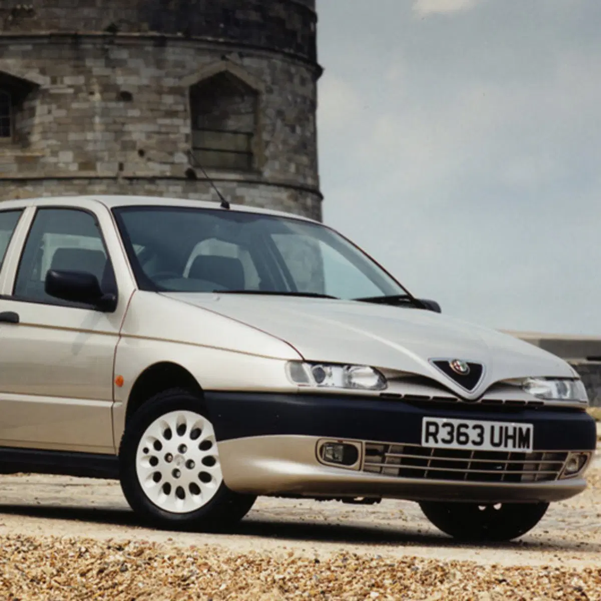 Alfa Romeo 146