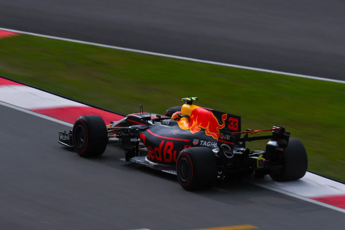 F1, GP Malesia 2017: pole per Hamilton. Vettel ultimo (29)