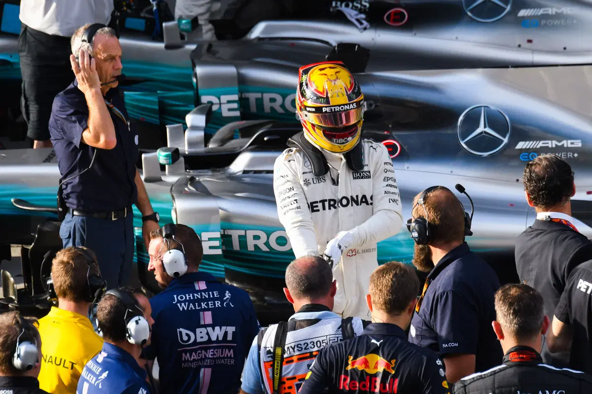 F1, GP Malesia 2017: pole per Hamilton. Vettel ultimo (42)