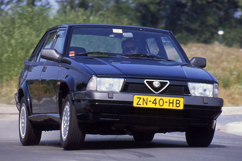 Alfa Romeo 75 1.8i turbo Evoluzione