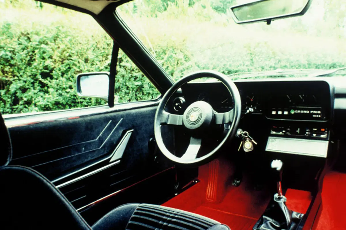 Alfa Romeo Alfetta GTV 2.0 (4)