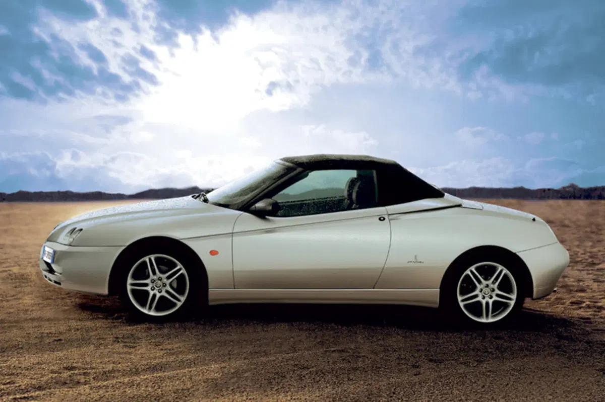 Alfa Romeo Spider (1995-06) (4)
