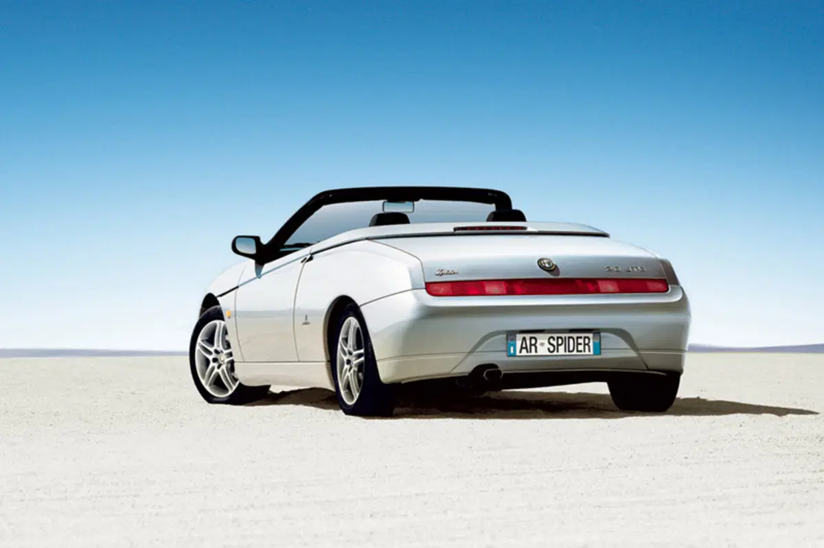 Alfa Romeo Spider (1995-06) (5)