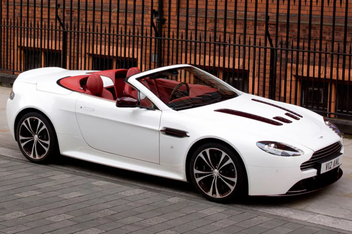 Aston Martin V12 Cabrio (2013-20) (9)