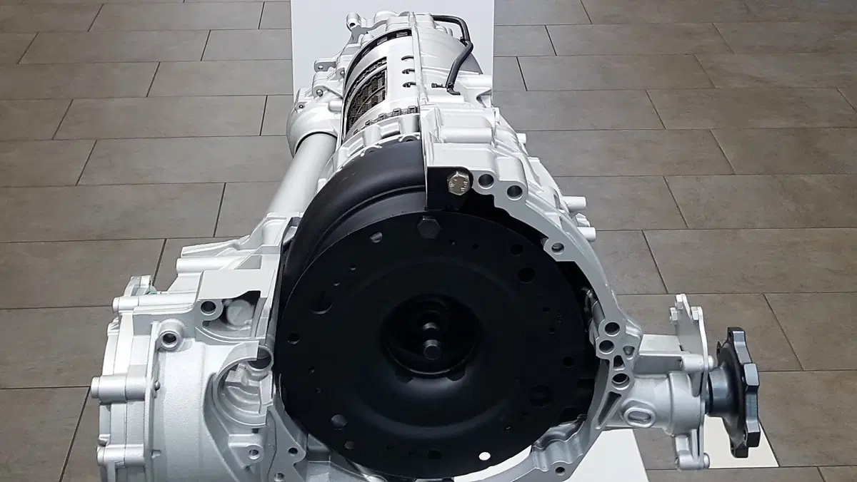 Porsche Cayenne, 3^ generazione: tecnologia nuova sotto il vestito, Parte 3 - Powertrain (7)
