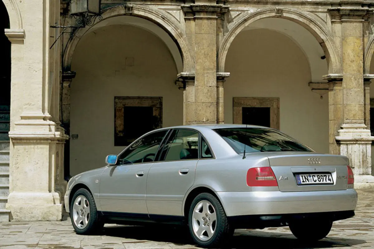 Audi A4 (1994-00) (3)