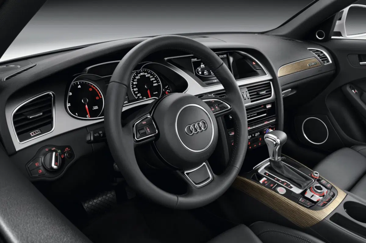 Audi A4 Allroad 2.0 TDI 177 CV Business (7)